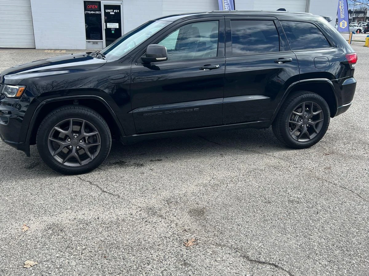Jeep Grand cherokee 80th Anniversary Edition * CARFAX * АВТОКРЕДИТ - изображение 3