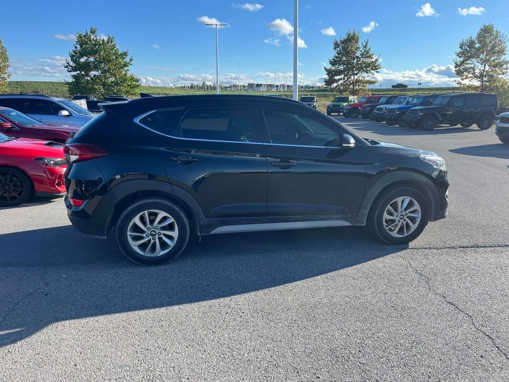 Hyundai Tucson * Luxury * CARFAX * БЕЗ ПЪРВОНАЧАЛНА ВНОСКА - изображение 3
