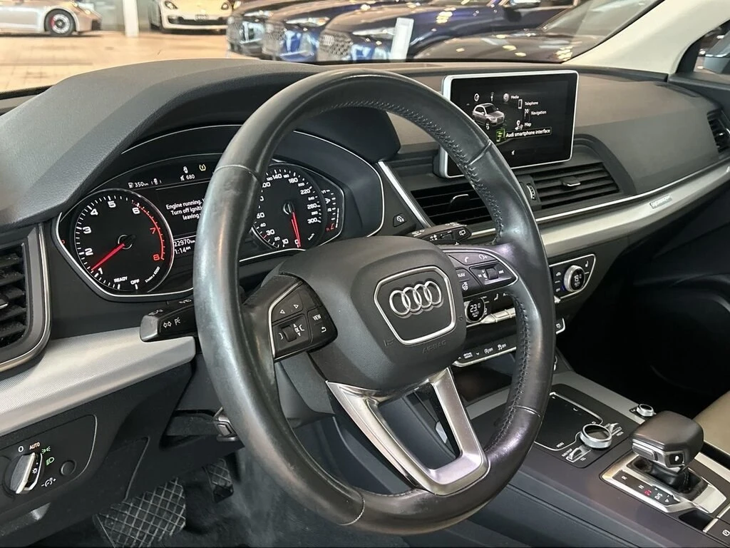 Audi Q5 * quattro Premium Plus * CARFAX * ЦЕНА ДО БГ - изображение 10