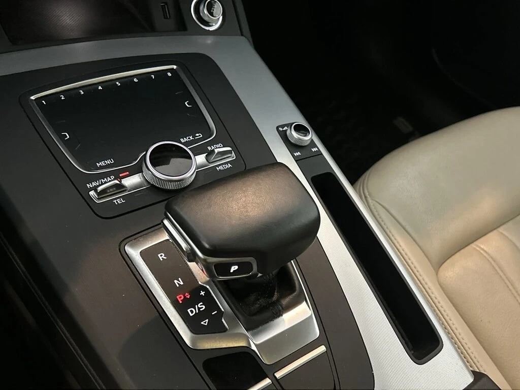 Audi Q5 * quattro Premium Plus * CARFAX * ���� �� �� | Mobile.bg � ����������� 12