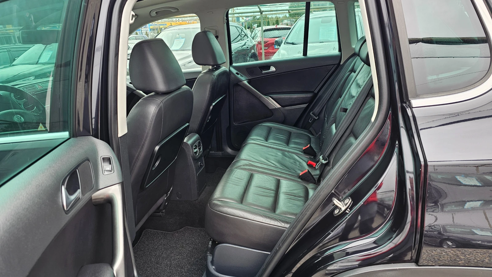 VW Tiguan 2.0TDI Atomatik Panorama Navi KAMERA 4X4 FULL - изображение 10