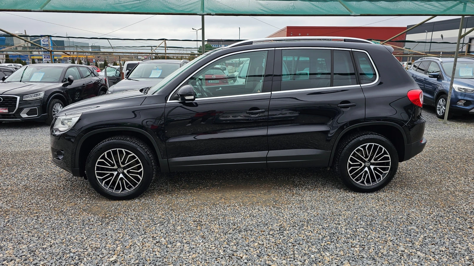 VW Tiguan 2.0TDI Atomatik Panorama Navi KAMERA 4X4 FULL - изображение 2
