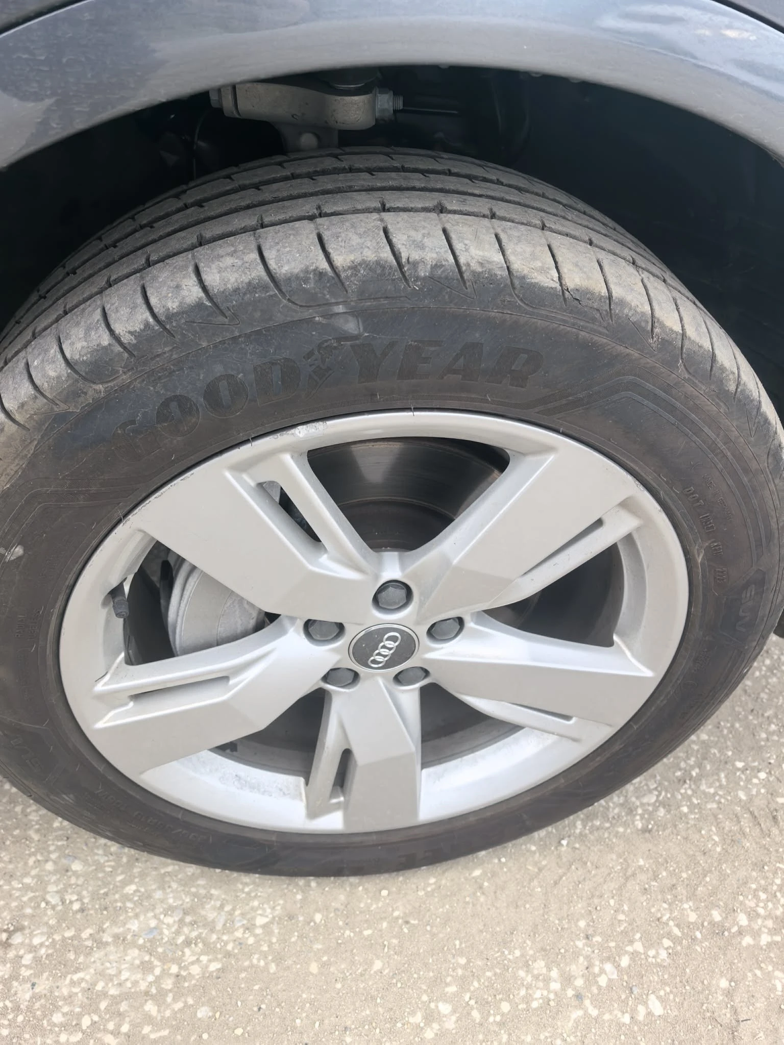 Audi Q5 2.0tdi, снимка 17 - Автомобили и джипове - 53798194