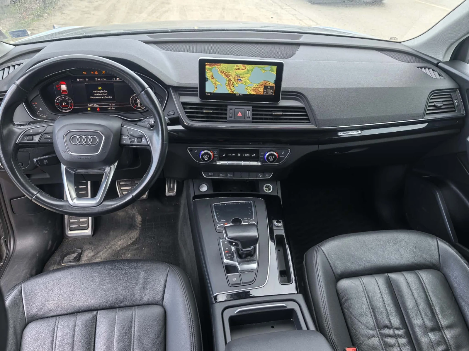 Audi Q5 2.0tdi, снимка 7 - Автомобили и джипове - 53798194