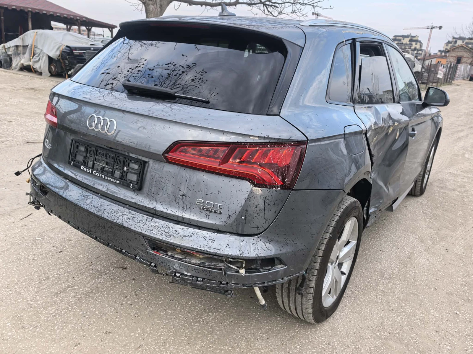 Audi Q5 2.0tdi, снимка 5 - Автомобили и джипове - 53798194