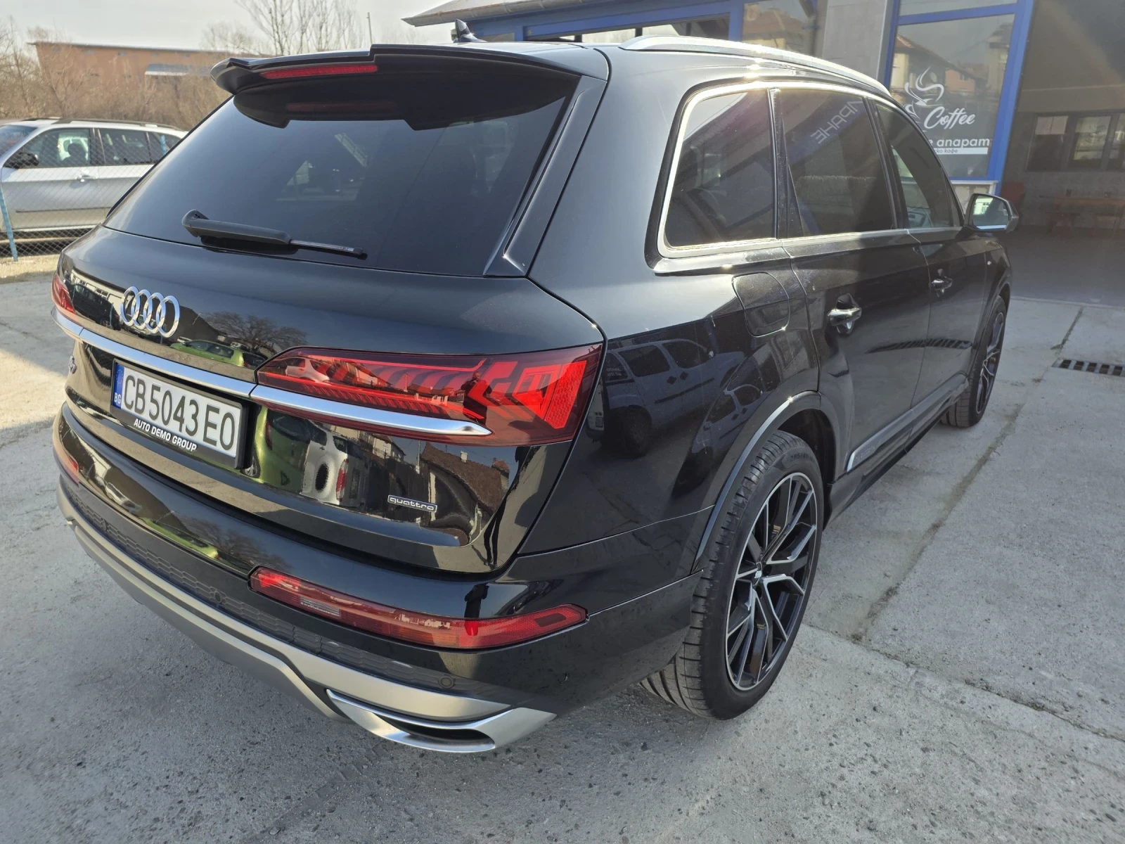 Audi Q7 3.0 S LINE MATRIX, снимка 5 - Автомобили и джипове - 53906046