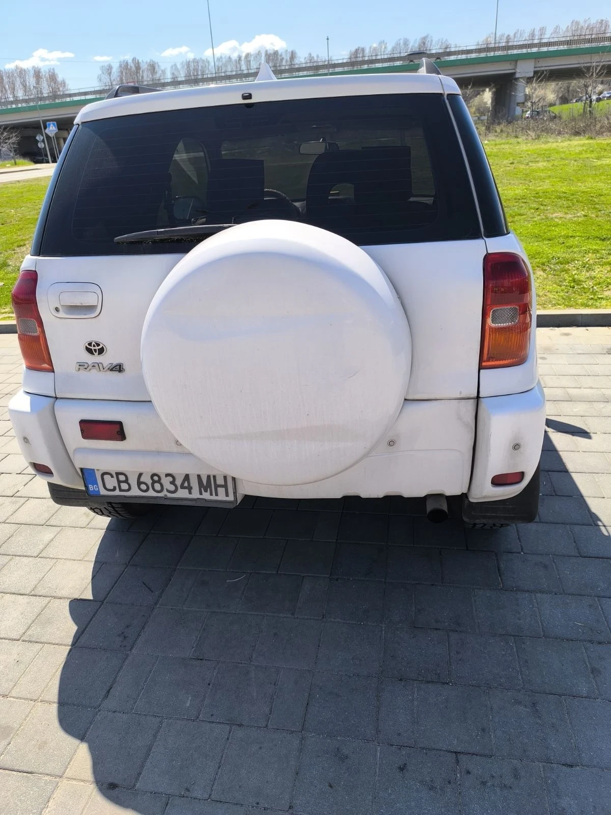 Toyota Rav4 2.0 D4D, снимка 2 - Автомобили и джипове - 54114473