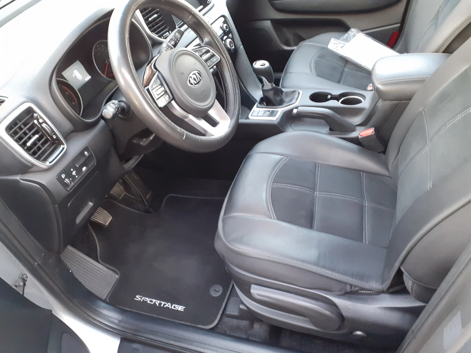 Kia Sportage Kia Sportage 1.6CRDI* CARPLAY* , снимка 10 - Автомобили и джипове - 54416988