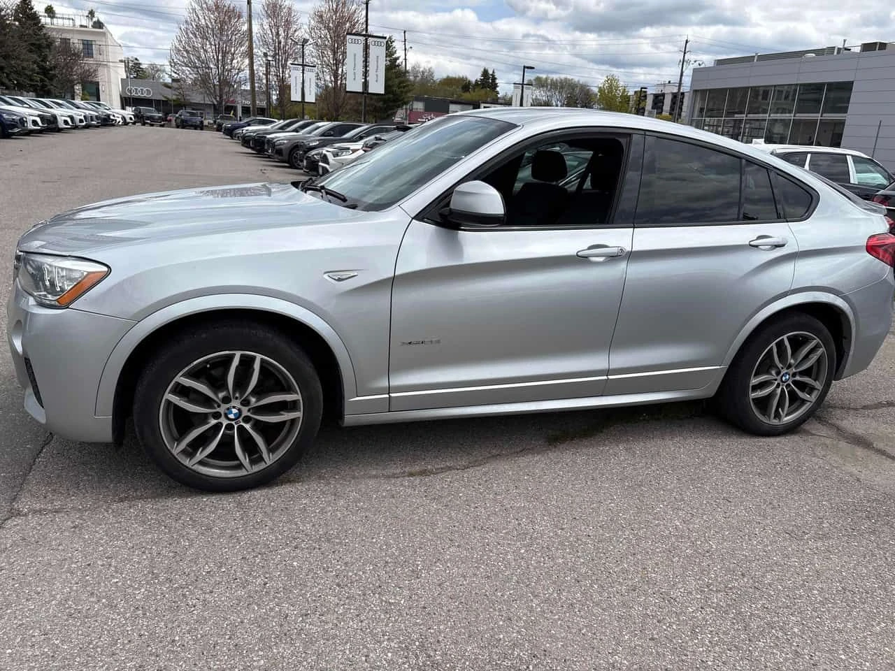 BMW X4 * xDrive28i * CARFAX * ПОДГРЕВ * KEYLESS * КЛИПОВЕ, снимка 2 - Автомобили и джипове - 54513054