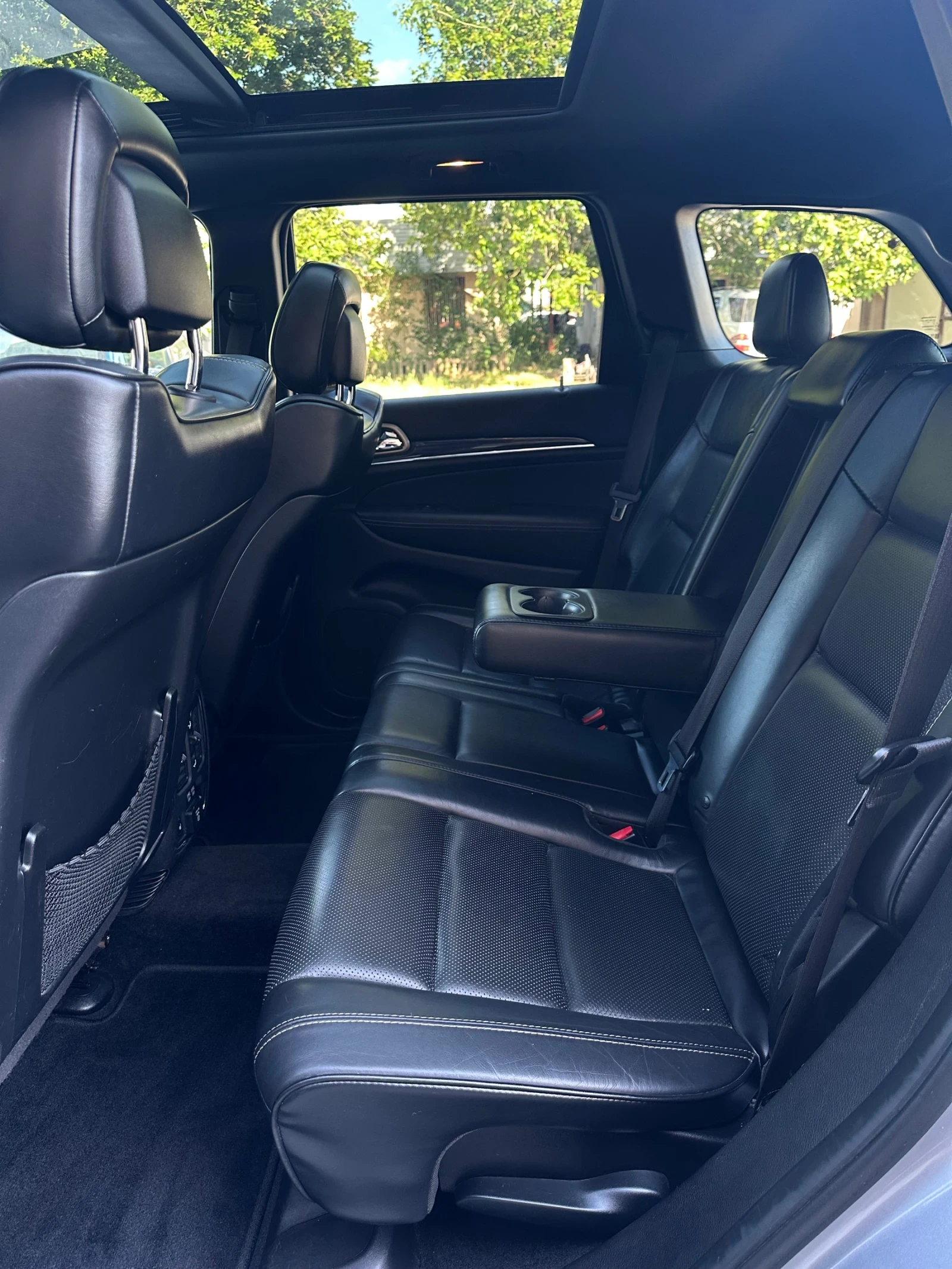 Jeep Grand cherokee Grand Cherokee 3.6* V6* Overland* вс екстри, снимка 8 - Автомобили и джипове - 54961487