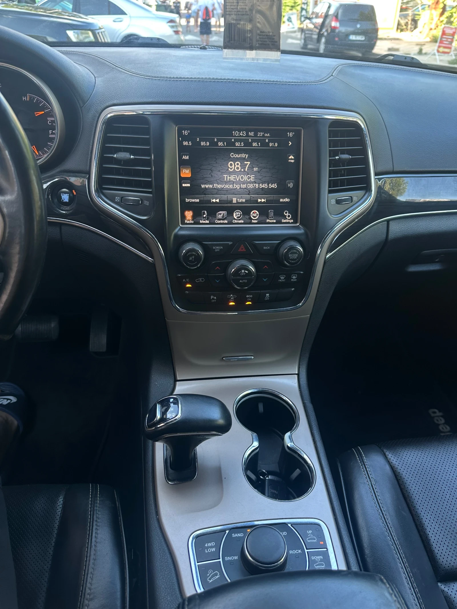 Jeep Grand cherokee Grand Cherokee 3.6* V6* Overland* вс екстри, снимка 11 - Автомобили и джипове - 54961487