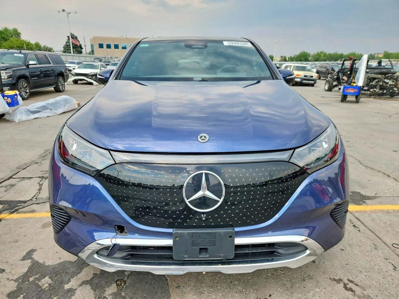 Mercedes-Benz EQE 350* 4MATIC* ПАНОРАМА* AMBIENT* BURMESTER* 360* , снимка 3 - Автомобили и джипове - 55624753