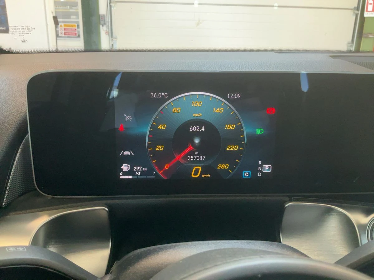 Mercedes-Benz GLB 200 GLB 200 d* ���� ���� ����� 30%*  | Mobile.bg � ����������� 11