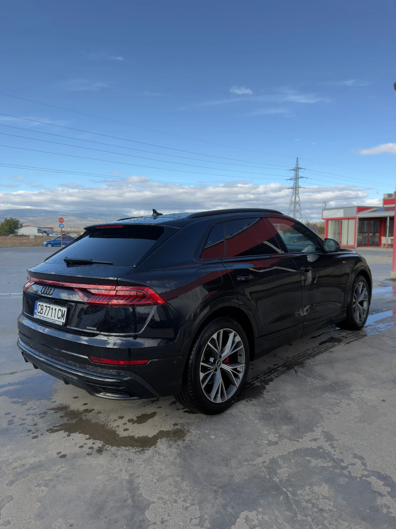 Audi Q8, снимка 2 - Автомобили и джипове - 56742614