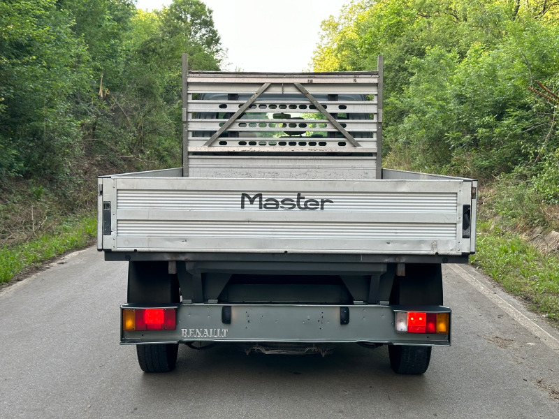 Renault Master 2.2dci, снимка 8 - Бусове и автобуси - 45836079