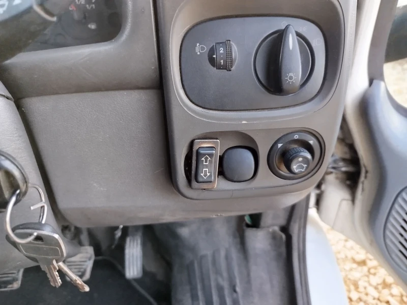 Ford Transit 2.4, снимка 14 - Бусове и автобуси - 52527207