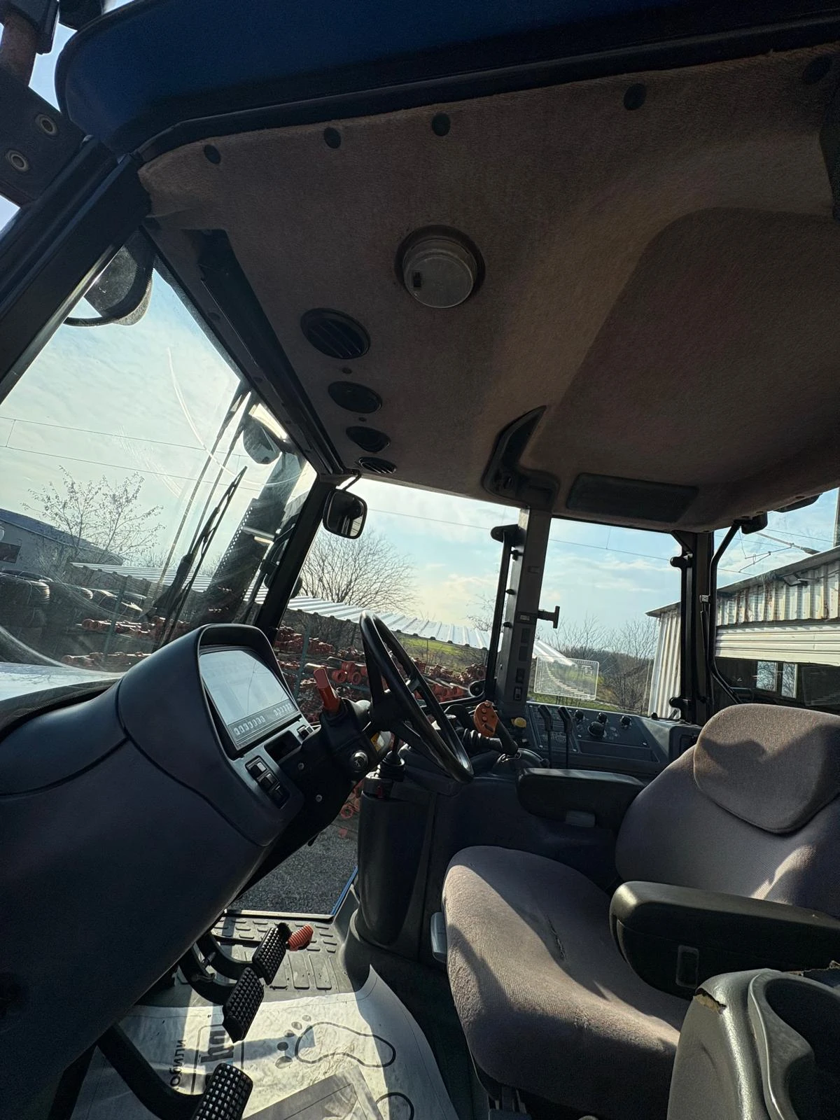 Трактор New Holland ТМ 190, снимка 9 - Селскостопанска техника - 53724066