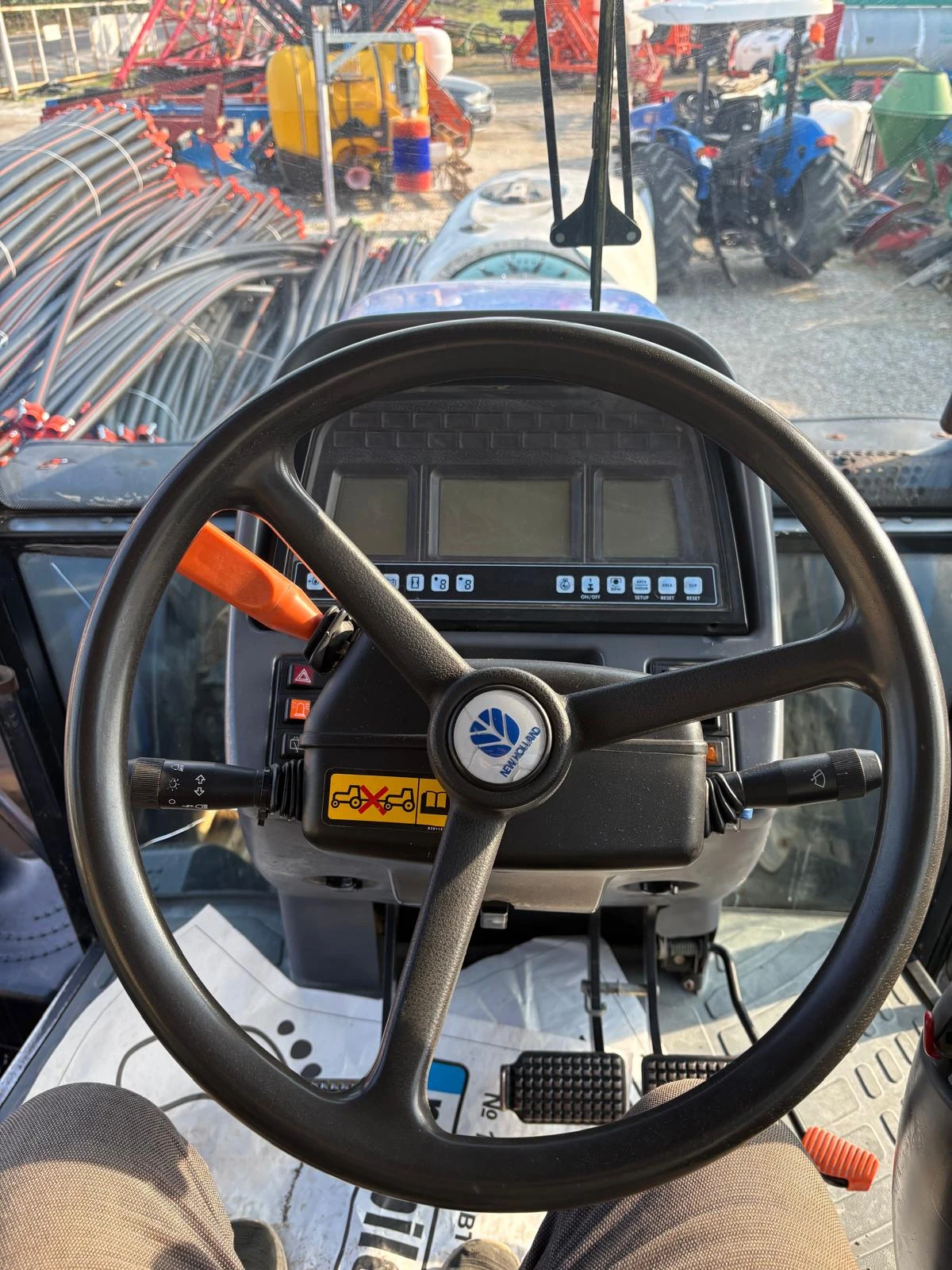 Трактор New Holland ТМ 190, снимка 10 - Селскостопанска техника - 53724066