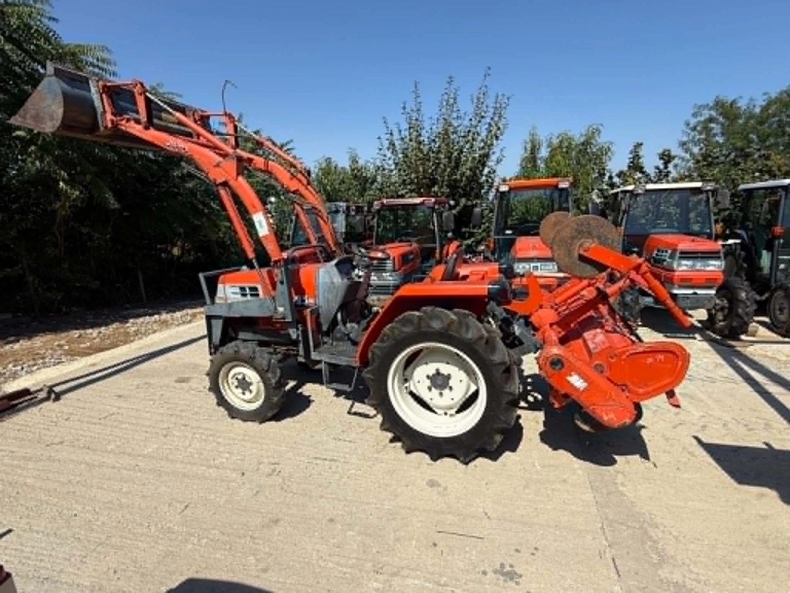 Трактор Kubota GL25, снимка 5 - Селскостопанска техника - 56086568