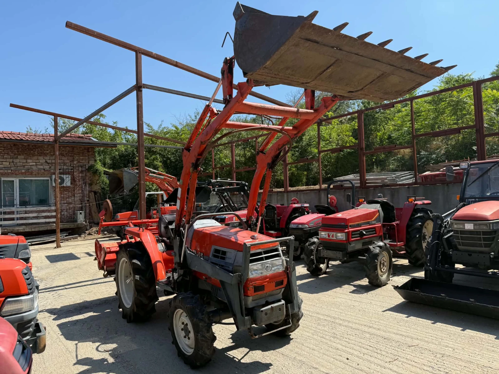 Трактор Kubota GL25
