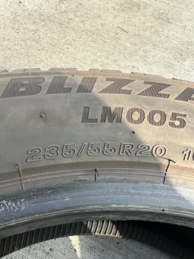 Гуми Зимни 235/55R20, снимка 4