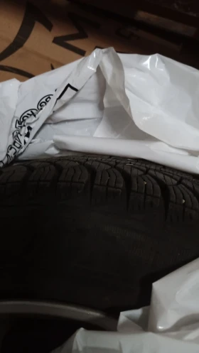���� � ������ 185/60R15 �� Toyota | Mobile.bg � ����� ������ 16