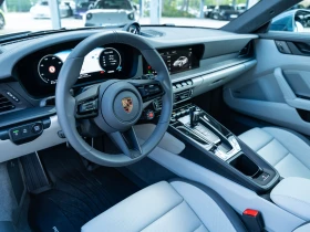 Porsche 911 Carrera 4 GTS, снимка 6