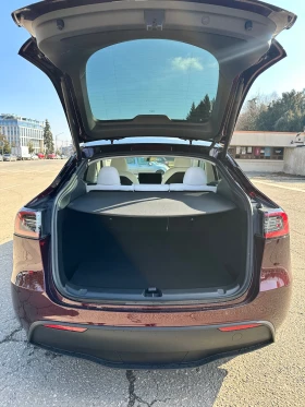 Tesla Model Y Performance , снимка 9