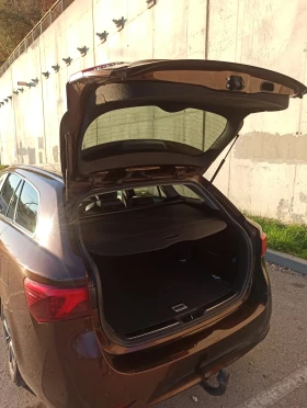 Toyota Avensis D4D, снимка 17