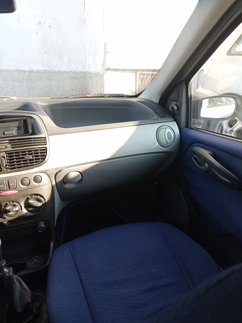 Fiat Punto, снимка 9 - Автомобили и джипове - 45270697