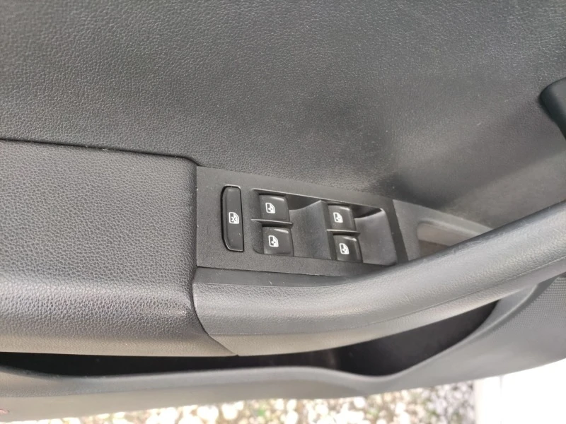 Skoda Octavia 1.4 бензин/метан 110 к.с., снимка 12 - Автомобили и джипове - 52622312