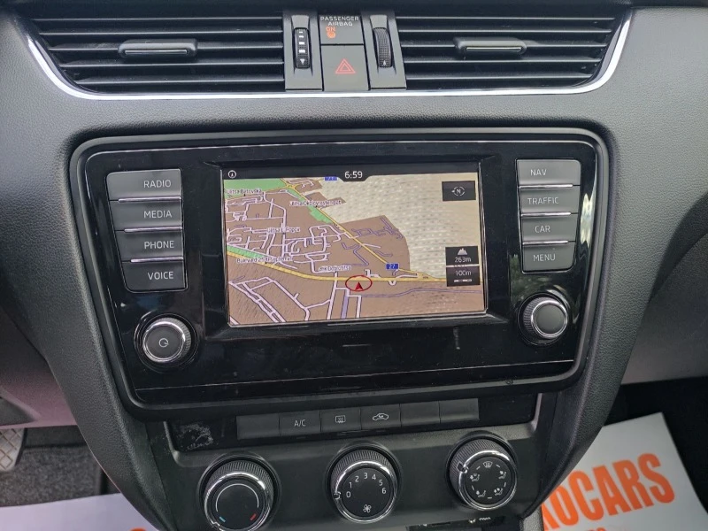 Skoda Octavia 1.4 бензин/метан 110 к.с., снимка 14 - Автомобили и джипове - 52622312