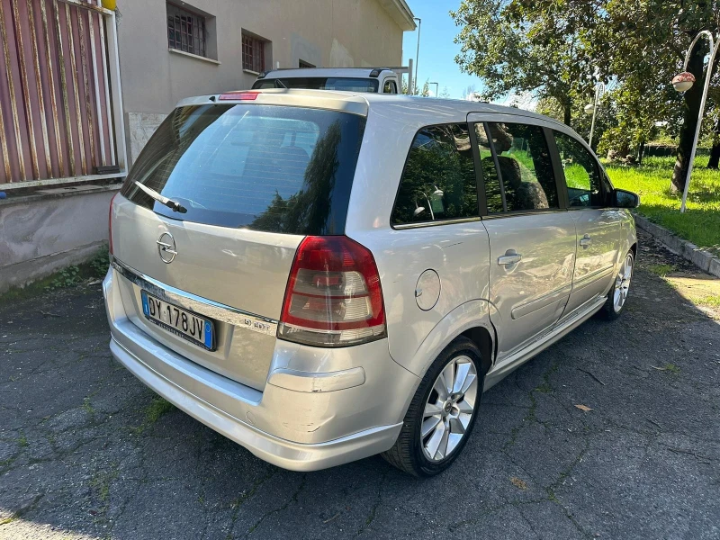 Opel Zafira, снимка 4 - Автомобили и джипове - 48360716