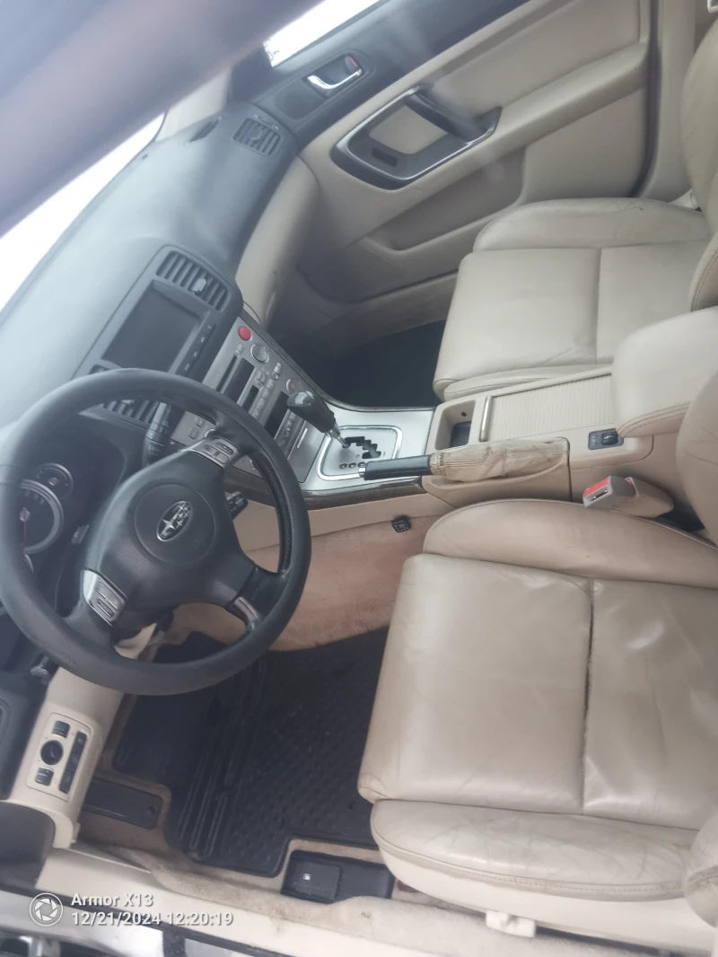 Subaru Outback H6 с газ, снимка 12 - Автомобили и джипове - 48423965