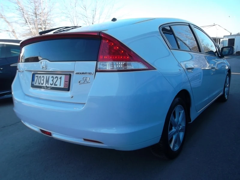 Honda Insight 1.3* БЕНЗИН* ХИБРИД, снимка 3 - Автомобили и джипове - 49361975