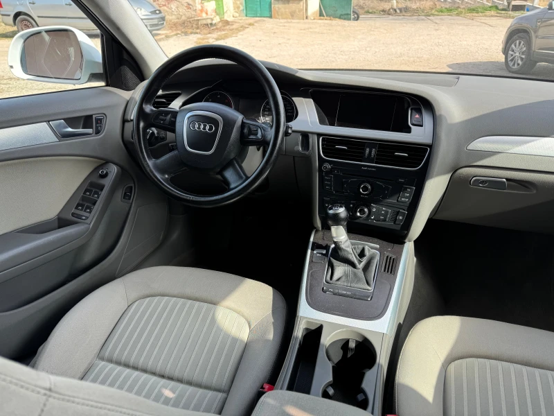 Audi A4 2.0TDI, снимка 10 - Автомобили и джипове - 49481916