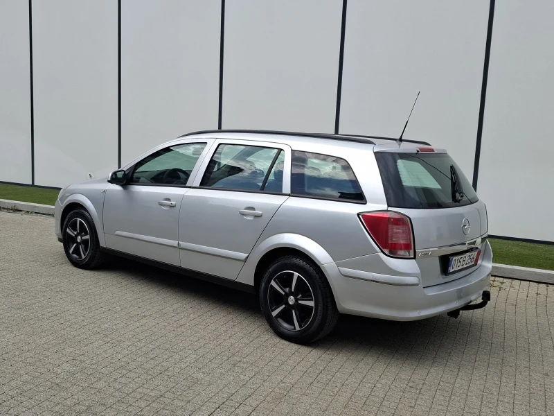 Opel Astra 1.4i* (75кс)* * * НОВ ВНОС* * * , снимка 4 - Автомобили и джипове - 50717300