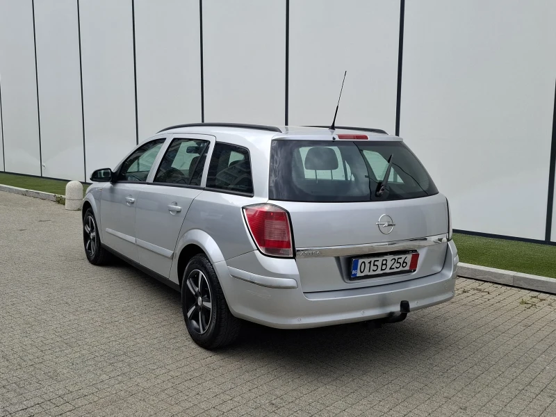 Opel Astra 1.4i* (75кс)* * * НОВ ВНОС* * * , снимка 6 - Автомобили и джипове - 50717300