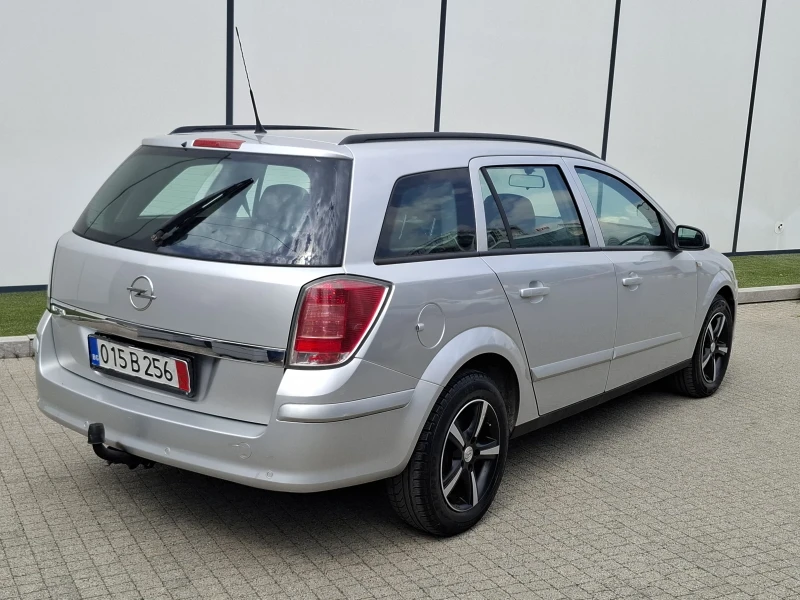 Opel Astra 1.4i* (75кс)* * * НОВ ВНОС* * * , снимка 10 - Автомобили и джипове - 50717300