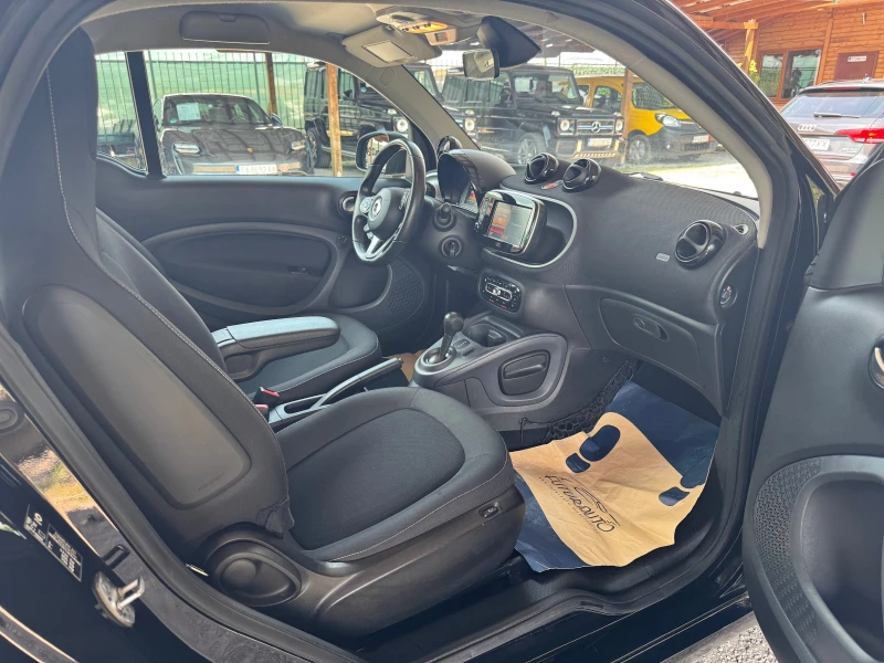 Smart Fortwo EQ 22kWh нов внос Швейцария, снимка 10 - Автомобили и джипове - 50942369