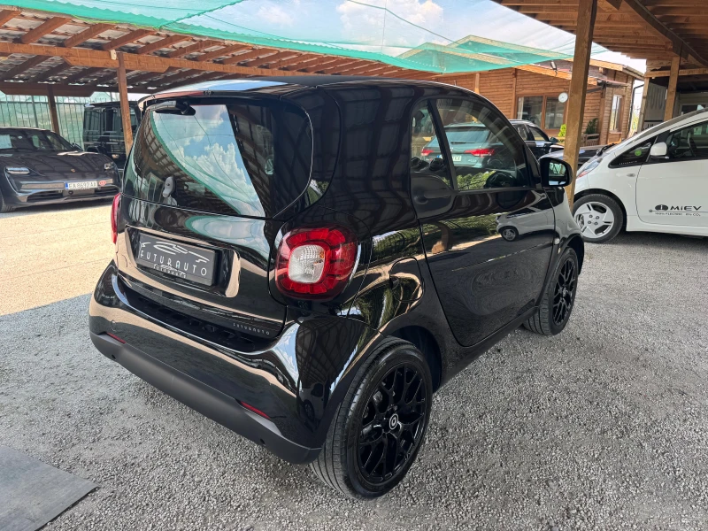 Smart Fortwo EQ 22kWh нов внос Швейцария, снимка 9 - Автомобили и джипове - 50942369