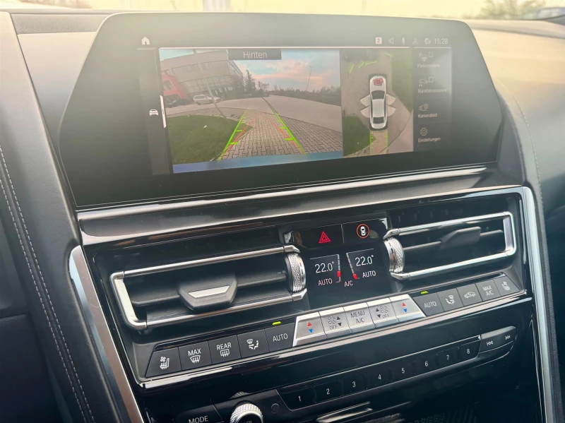 BMW 850 i xDrive Гран Купе, снимка 11 - Автомобили и джипове - 52640460