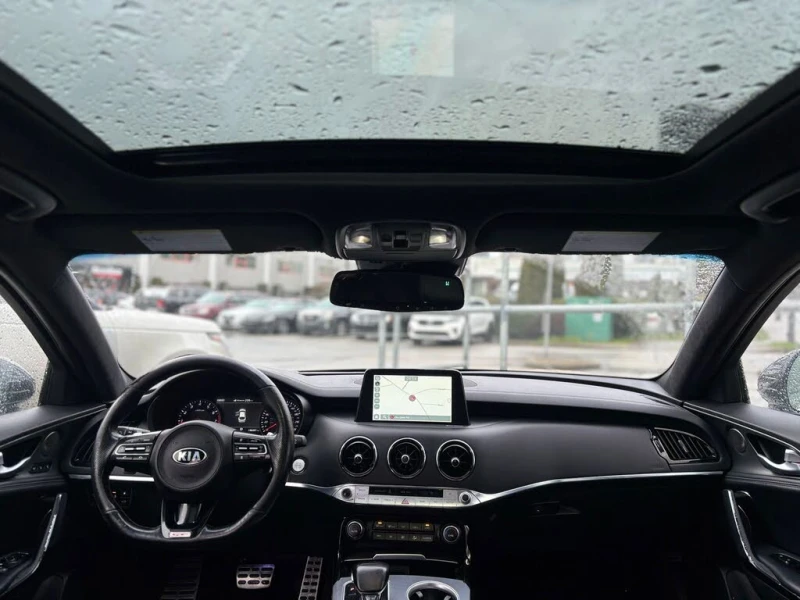 Kia Stinger GT Limited* Авто Кредит* (ЦЕНА ДО БГ), снимка 15 - Автомобили и джипове - 53458184