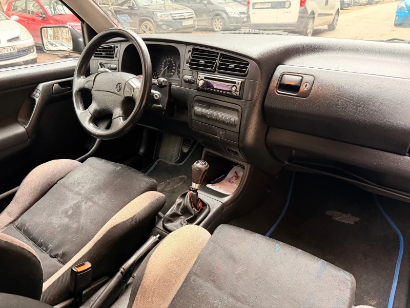 VW Golf GTI 16V, снимка 12 - Автомобили и джипове - 53478425