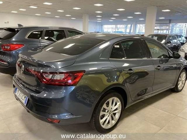 Renault Megane Grand coupe 1.2 TCE, снимка 10 - Автомобили и джипове - 31537376