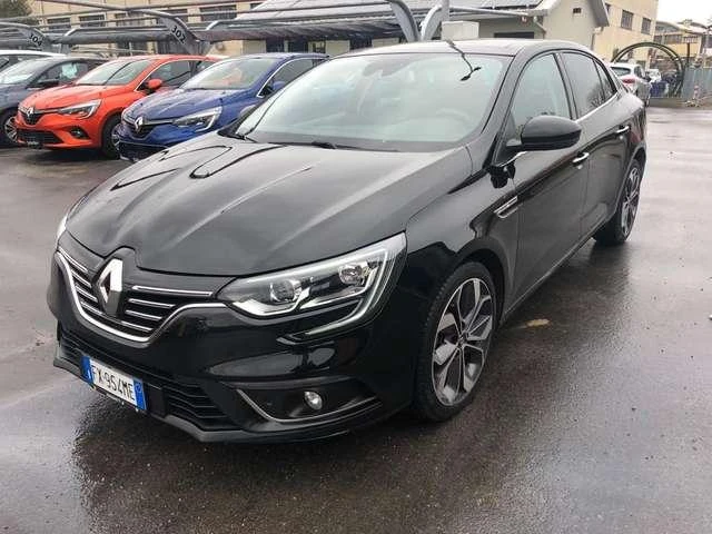 Renault Megane Grand coupe 1.2 TCE, снимка 13 - Автомобили и джипове - 31537376