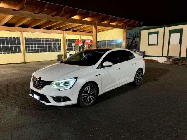 Renault Megane Grand coupe 1.2 TCE, снимка 1 - Автомобили и джипове - 31537376