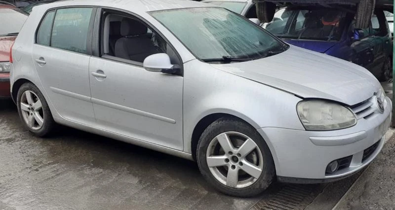 VW Golf 2.0 TDI    САМО НА ЧАСТИ , снимка 2 - Автомобили и джипове - 49101935