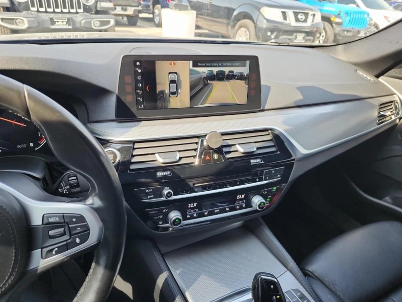 BMW 530 * 530i xDrive* CARFAX* АВТОФИНАНСИРАНЕ* - 38000 лв. - 71995932 | Car24.bg