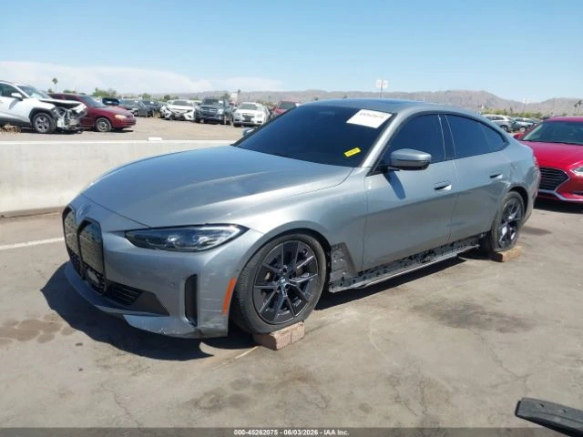 BMW i4 * GRAN COUPE EDRIVE35* КОЖА* ПОДГРЕВ* ШИБИДАХ* , снимка 6 - Автомобили и джипове - 55045793